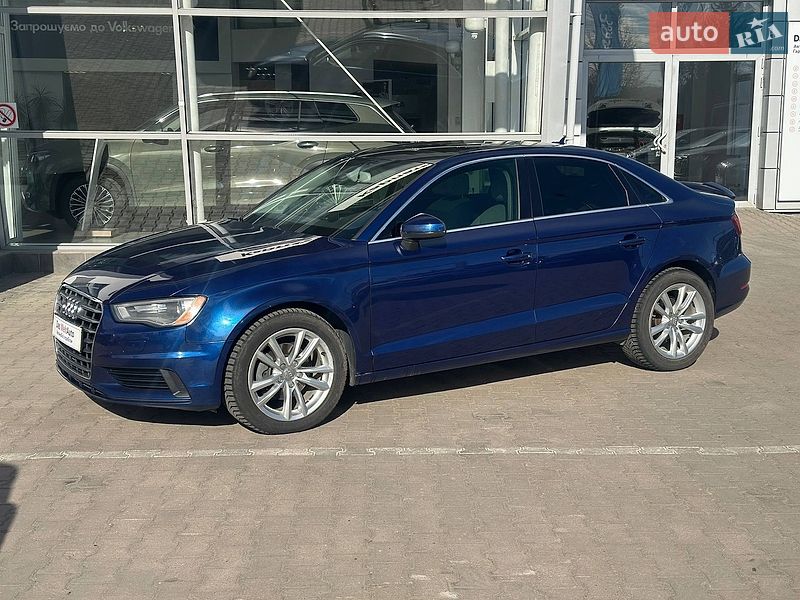 Седан Audi A3 2014 в Черновцах