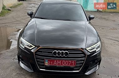 Седан Audi A3 2017 в Харькове