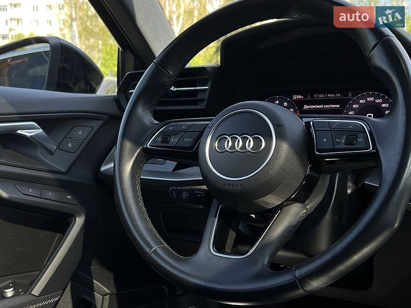 Седан Audi A3 2022 в Львові