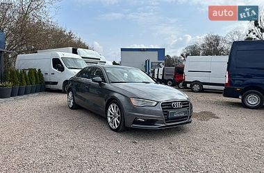 Седан Audi A3 2015 в Ровно