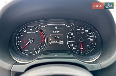 Седан Audi A3 2015 в Ровно