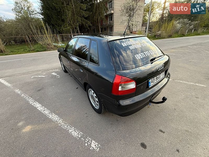 Хетчбек Audi A3 2002 в Ладижині