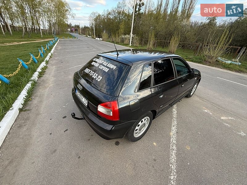 Хетчбек Audi A3 2002 в Ладижині