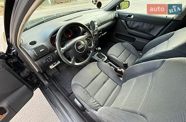 Хетчбек Audi A3 2002 в Ладижині