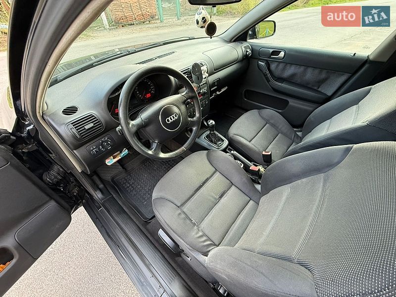 Хетчбек Audi A3 2002 в Ладижині