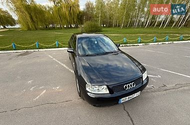 Хетчбек Audi A3 2002 в Ладижині
