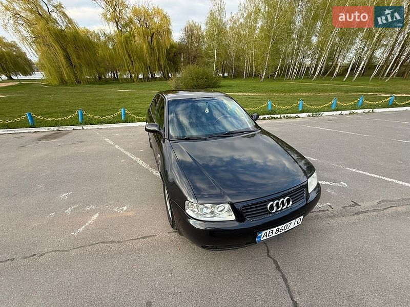 Хетчбек Audi A3 2002 в Ладижині