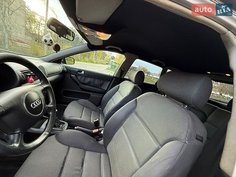 Хетчбек Audi A3 2002 в Ладижині