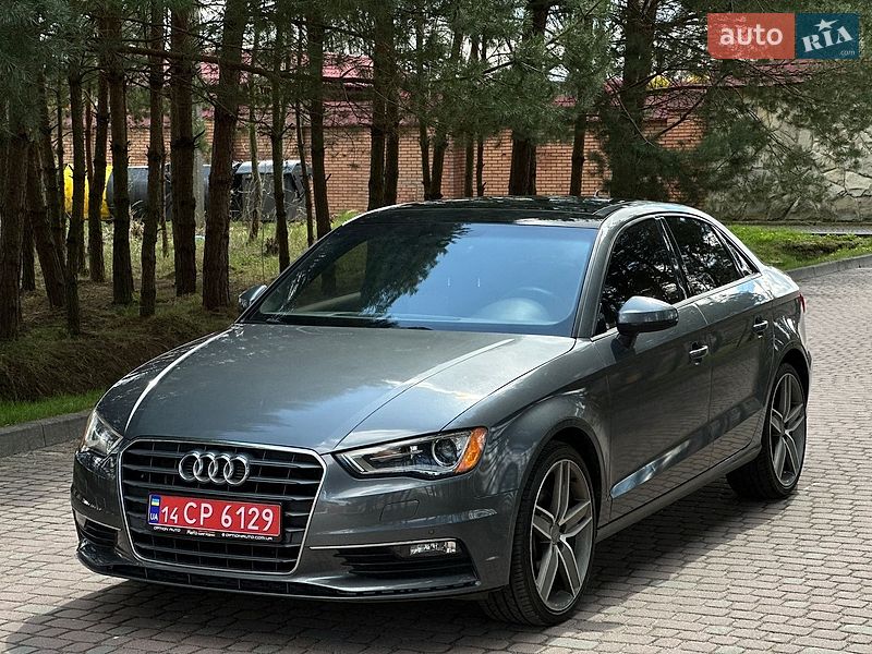 Седан Audi A3 2016 в Львові