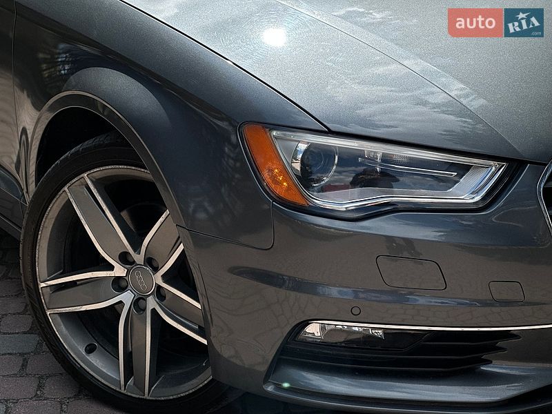 Седан Audi A3 2016 в Львові