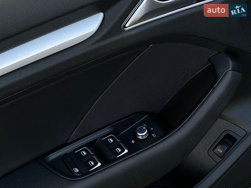 Седан Audi A3 2016 в Львові