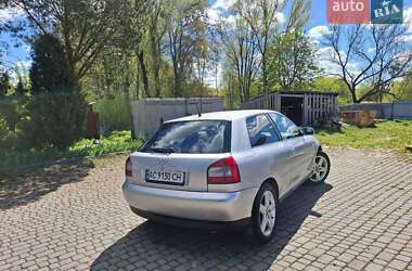 Хетчбек Audi A3 2001 в Нововолинську