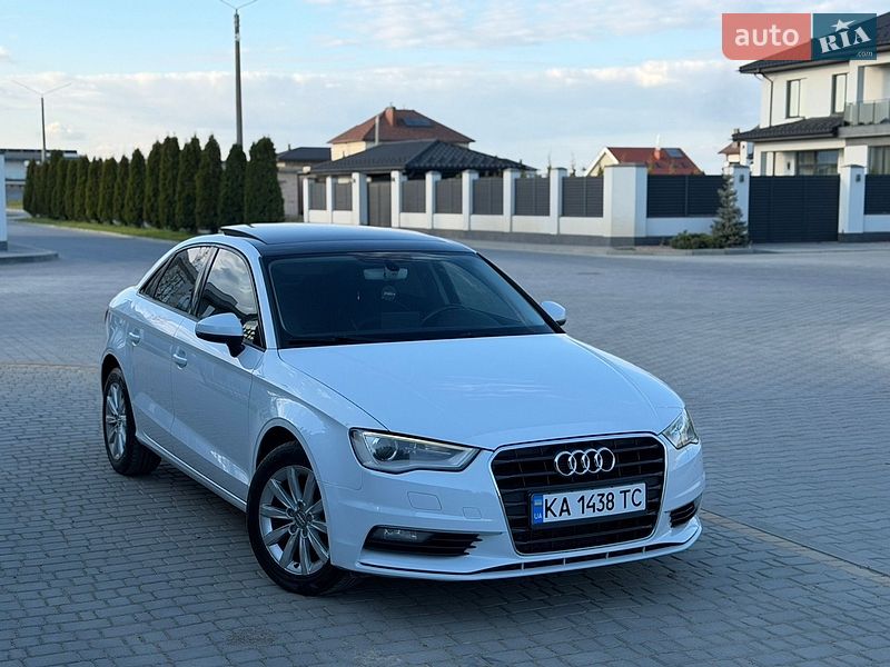 Седан Audi A3 2015 в Одессе