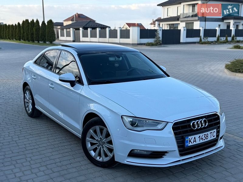 Седан Audi A3 2015 в Одессе