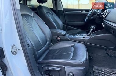Седан Audi A3 2015 в Одессе