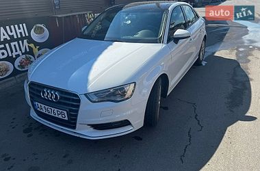Седан Audi A3 2016 в Киеве