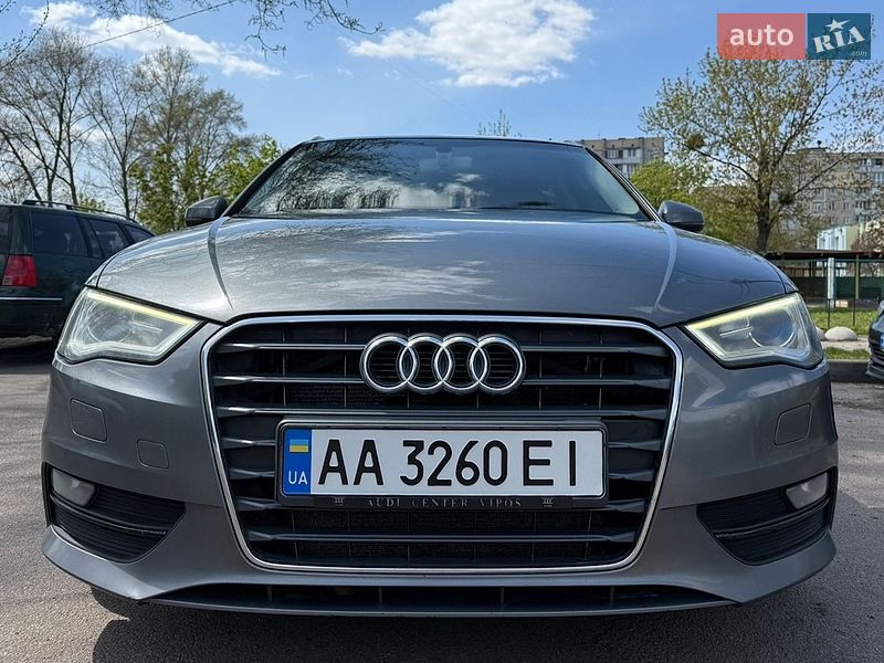 Хэтчбек Audi A3 2016 в Киеве