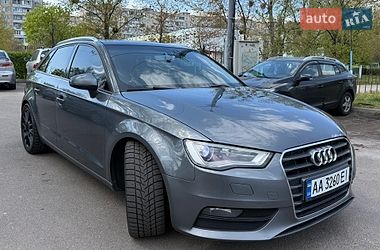 Хэтчбек Audi A3 2016 в Киеве
