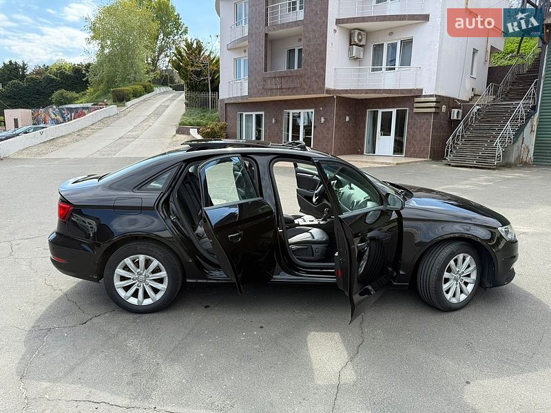 Седан Audi A3 2015 в Одессе