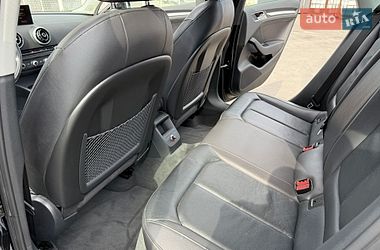 Седан Audi A3 2015 в Одессе