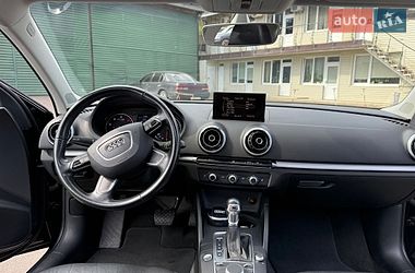 Седан Audi A3 2015 в Одессе