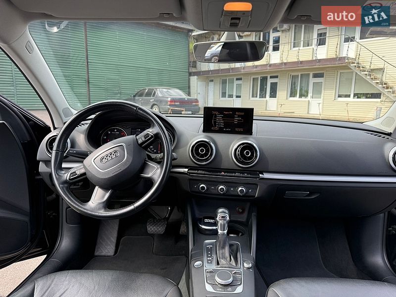 Седан Audi A3 2015 в Одессе