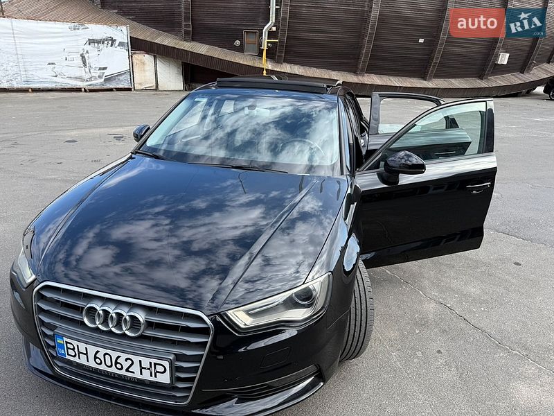 Седан Audi A3 2015 в Одессе