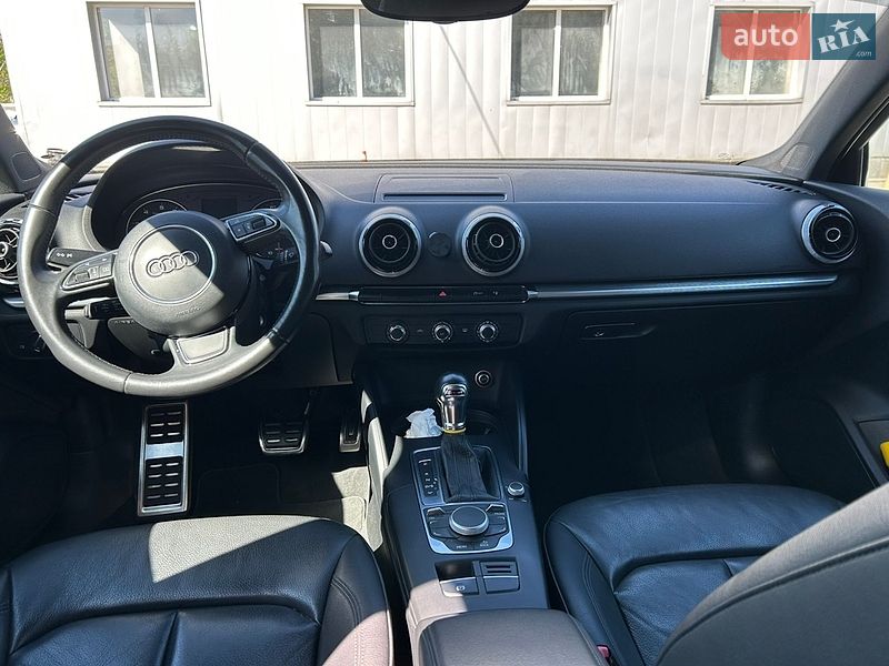Седан Audi A3 2014 в Киеве