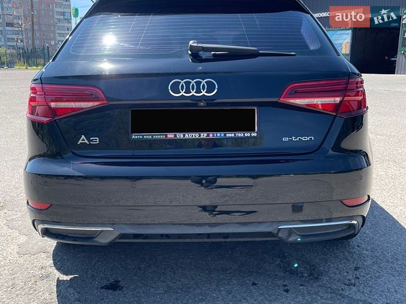 Хэтчбек Audi A3 2016 в Запорожье