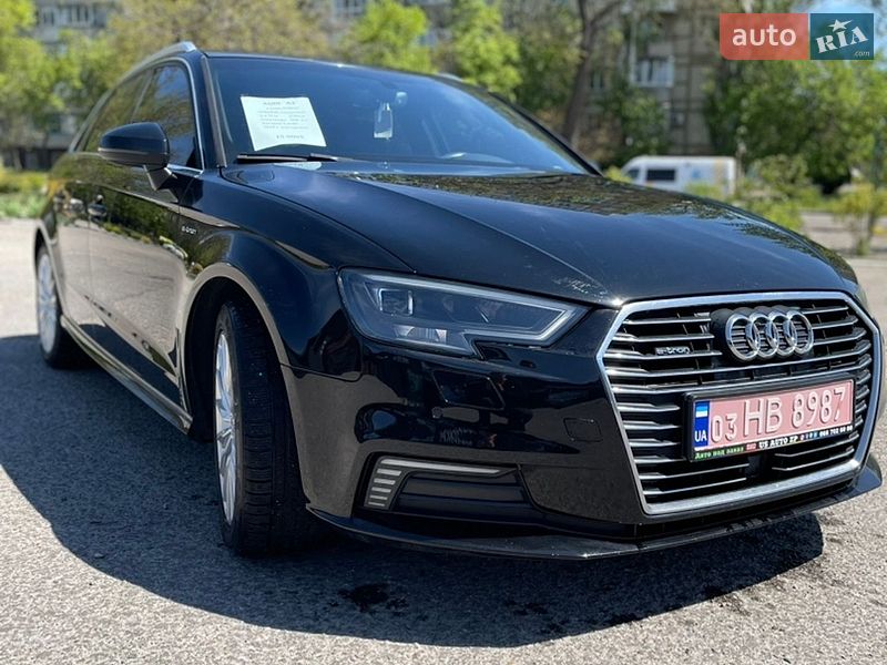 Хэтчбек Audi A3 2017 в Запорожье