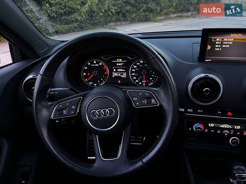 Седан Audi A3 2020 в Шепетівці
