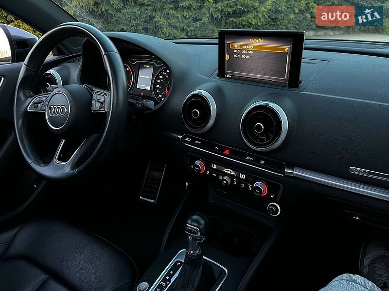 Седан Audi A3 2020 в Шепетівці