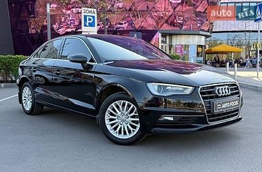Седан Audi A3 2016 в Києві