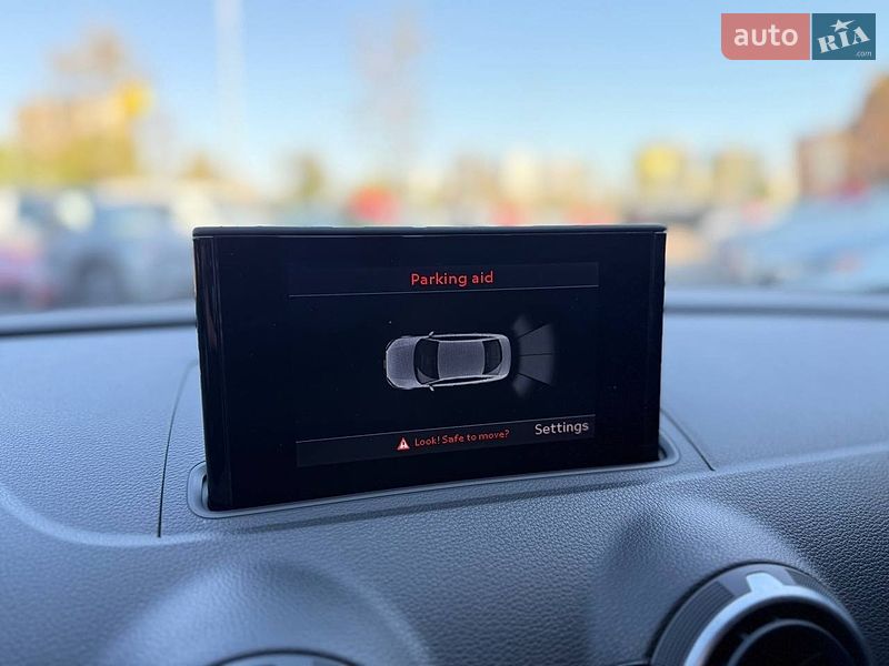 Седан Audi A3 2016 в Киеве