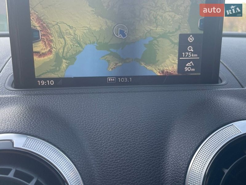 Хэтчбек Audi A3 2016 в Запорожье