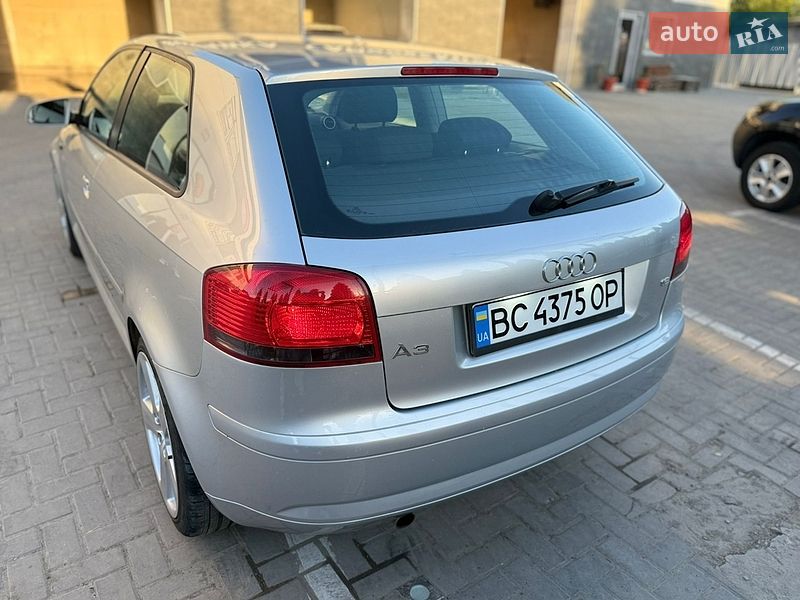 Хэтчбек Audi A3 2003 в Каменец-Подольском