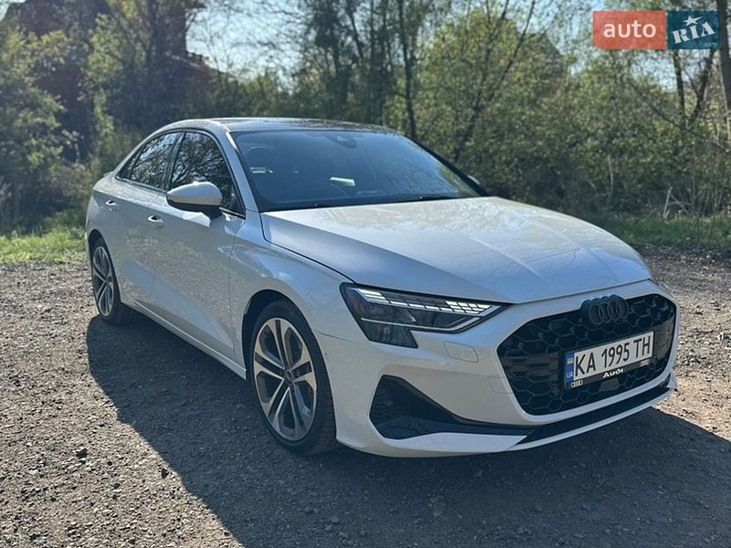 Седан Audi A3 2024 в Киеве