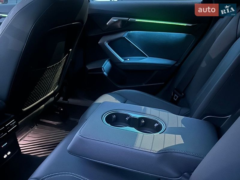 Седан Audi A3 2024 в Киеве