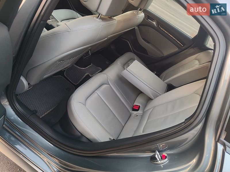 Седан Audi A3 2018 в Виннице