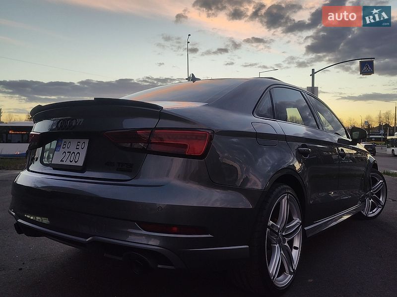 Седан Audi A3 2018 в Виннице