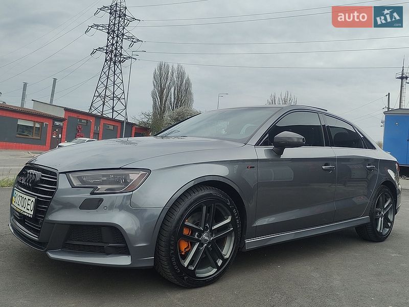 Седан Audi A3 2018 в Виннице