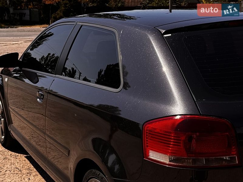 Хэтчбек Audi A3 2004 в Кривом Роге