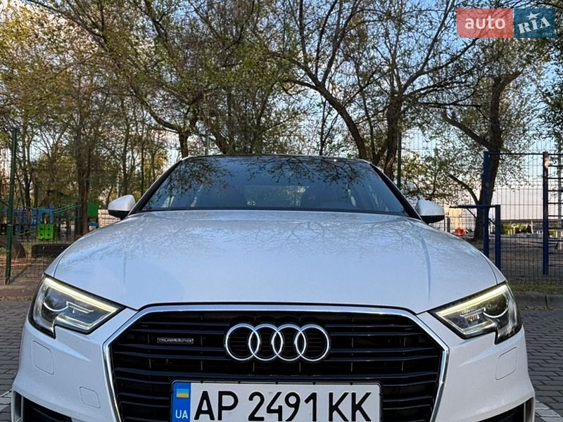 Седан Audi A3 2017 в Запоріжжі