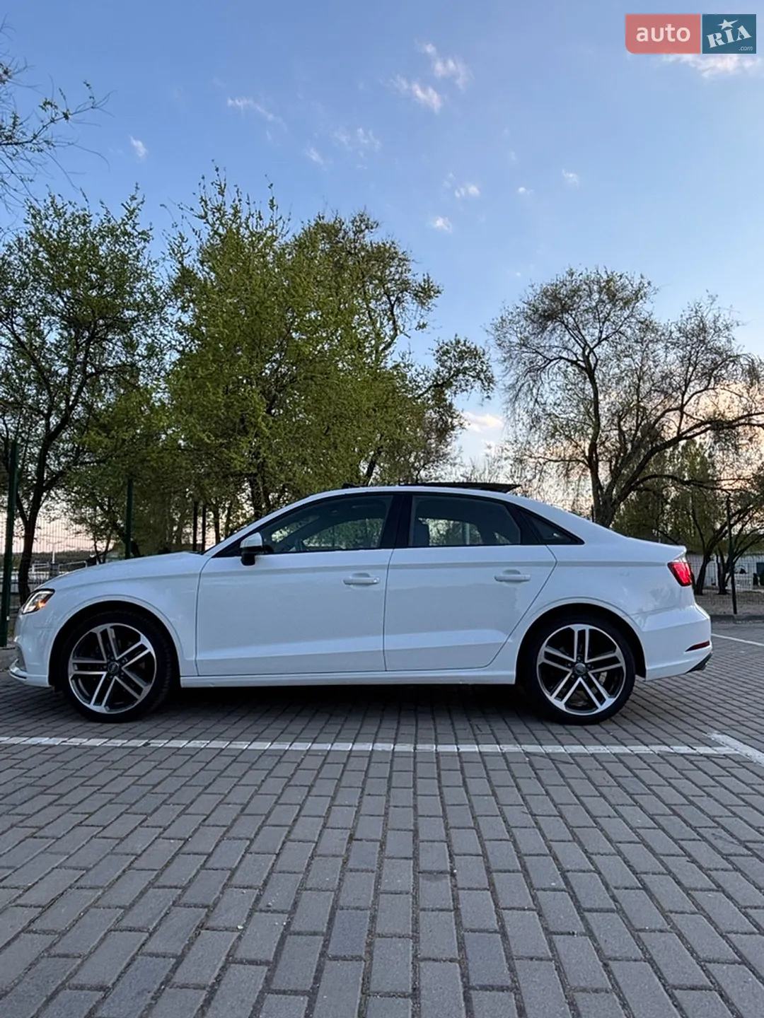 2017 Audi A3 - мініатюра 3