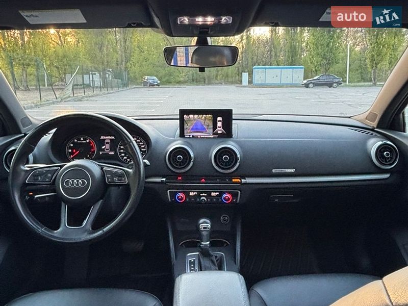 Седан Audi A3 2017 в Запоріжжі