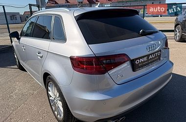 Хетчбек Audi A3 2016 в Києві