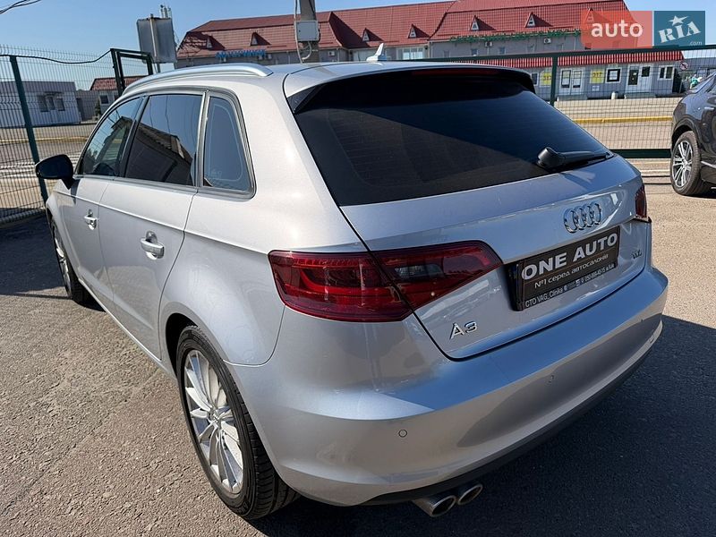 Хетчбек Audi A3 2016 в Києві