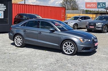 Седан Audi A3 2015 в Ровно