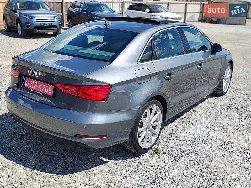 Седан Audi A3 2015 в Ровно
