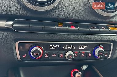 Седан Audi A3 2015 в Одессе